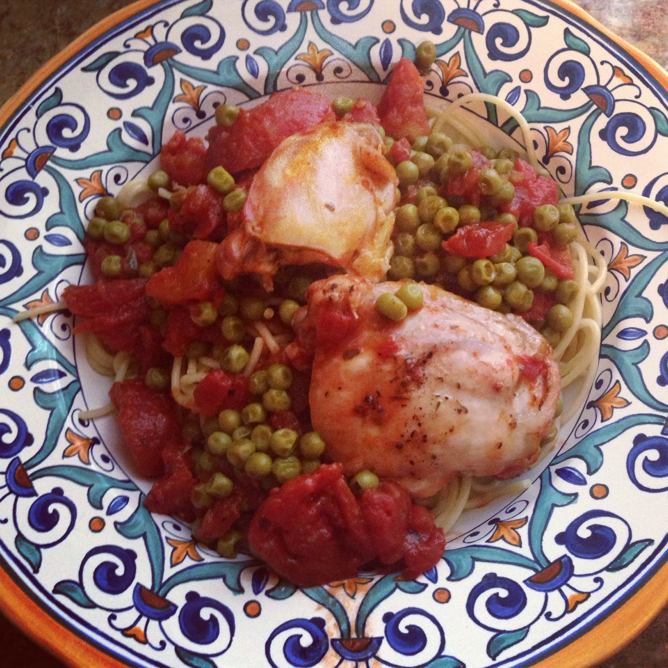 mom a la mode's chicken with peas and tomatoes on the grill